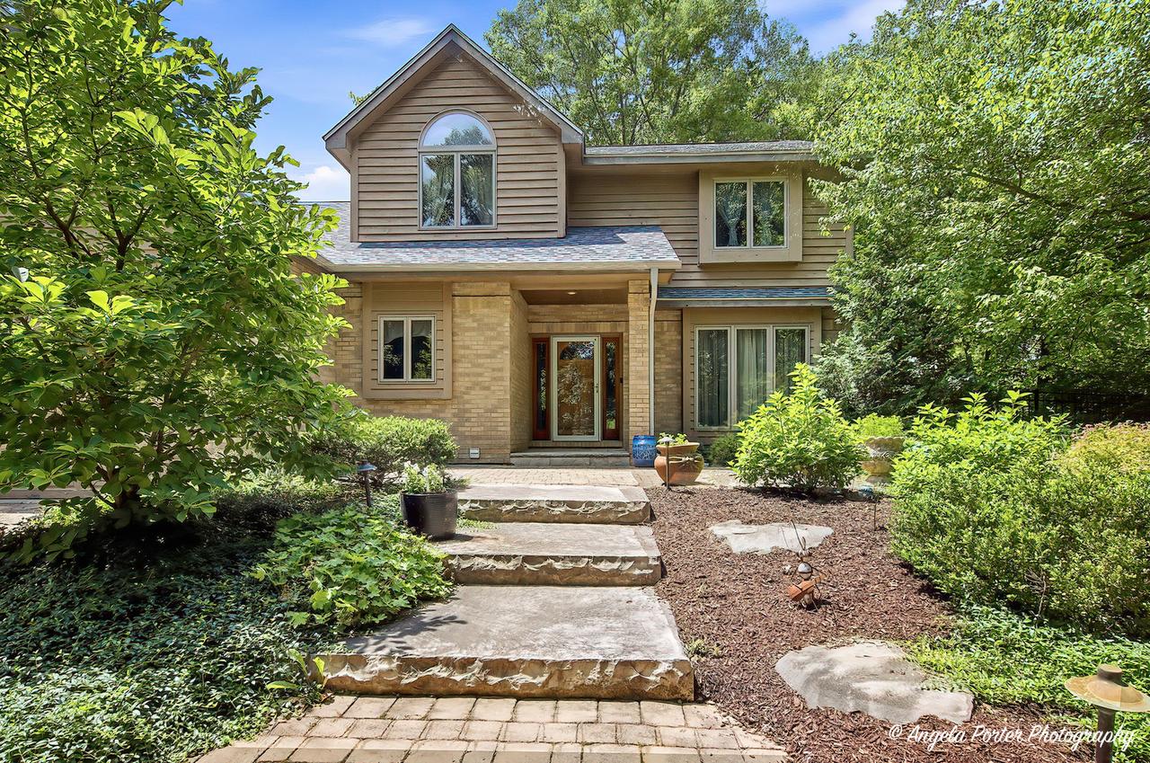 8919 Tahoe Ln., Spring Grove, IL 60081