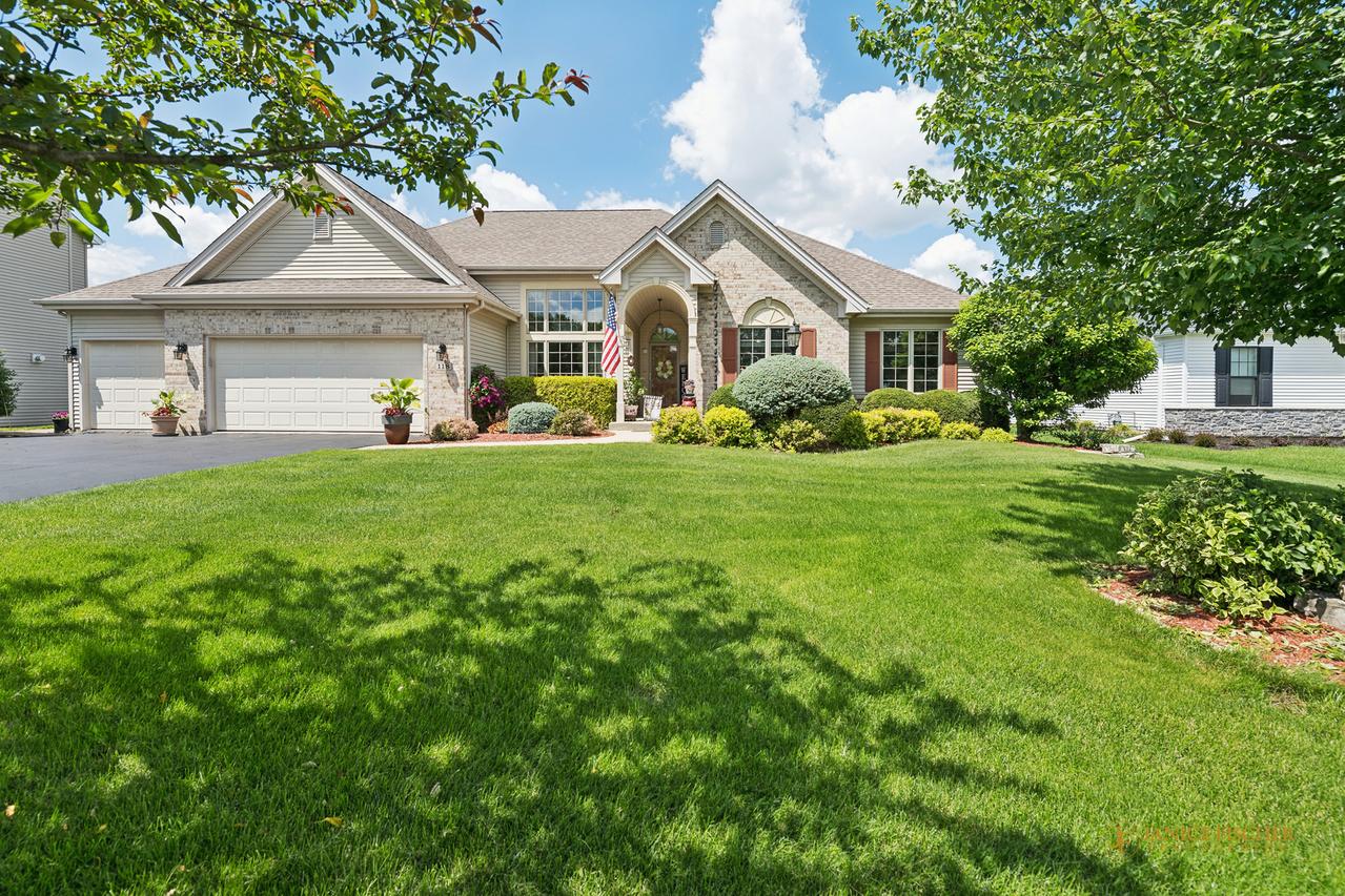 118 Boeing Tr., Poplar Grove, IL 61065