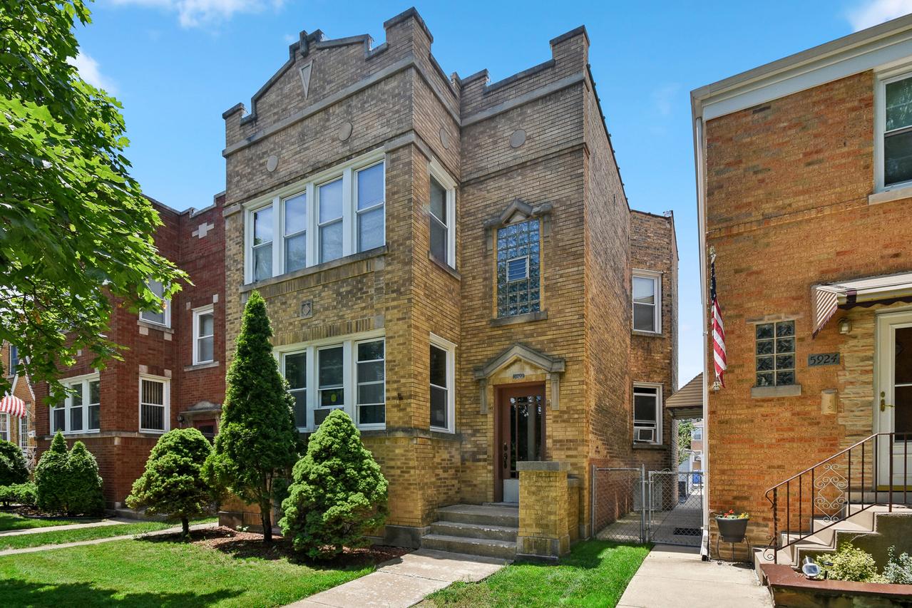5922 N Melvina Ave., Chicago, IL 60646