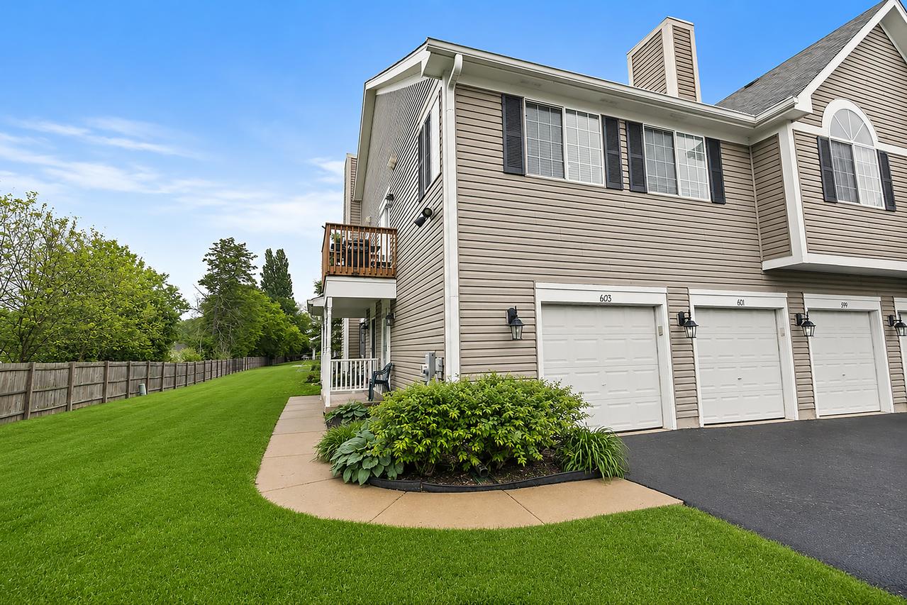 603 Silver Creek Rd., Woodstock, IL 60098