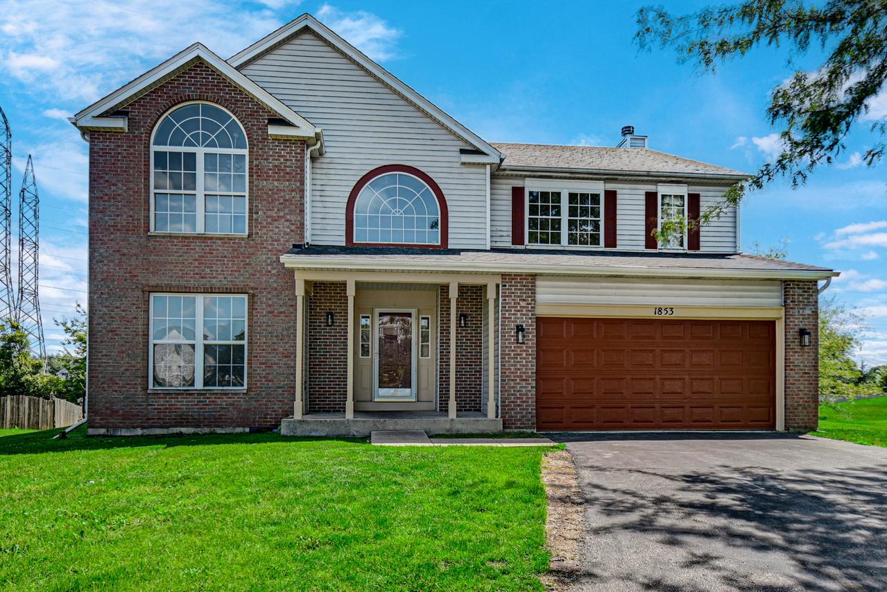 1853 Lake Shore Ct., Romeoville, IL 60446