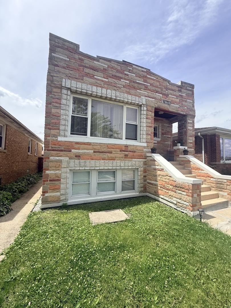 1822 S 55th Ave., Cicero, IL 60804