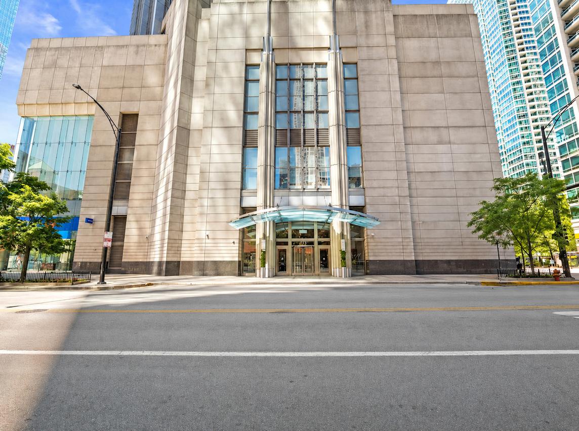 512 N Mcclurg Ct. #501, Chicago, IL 60611