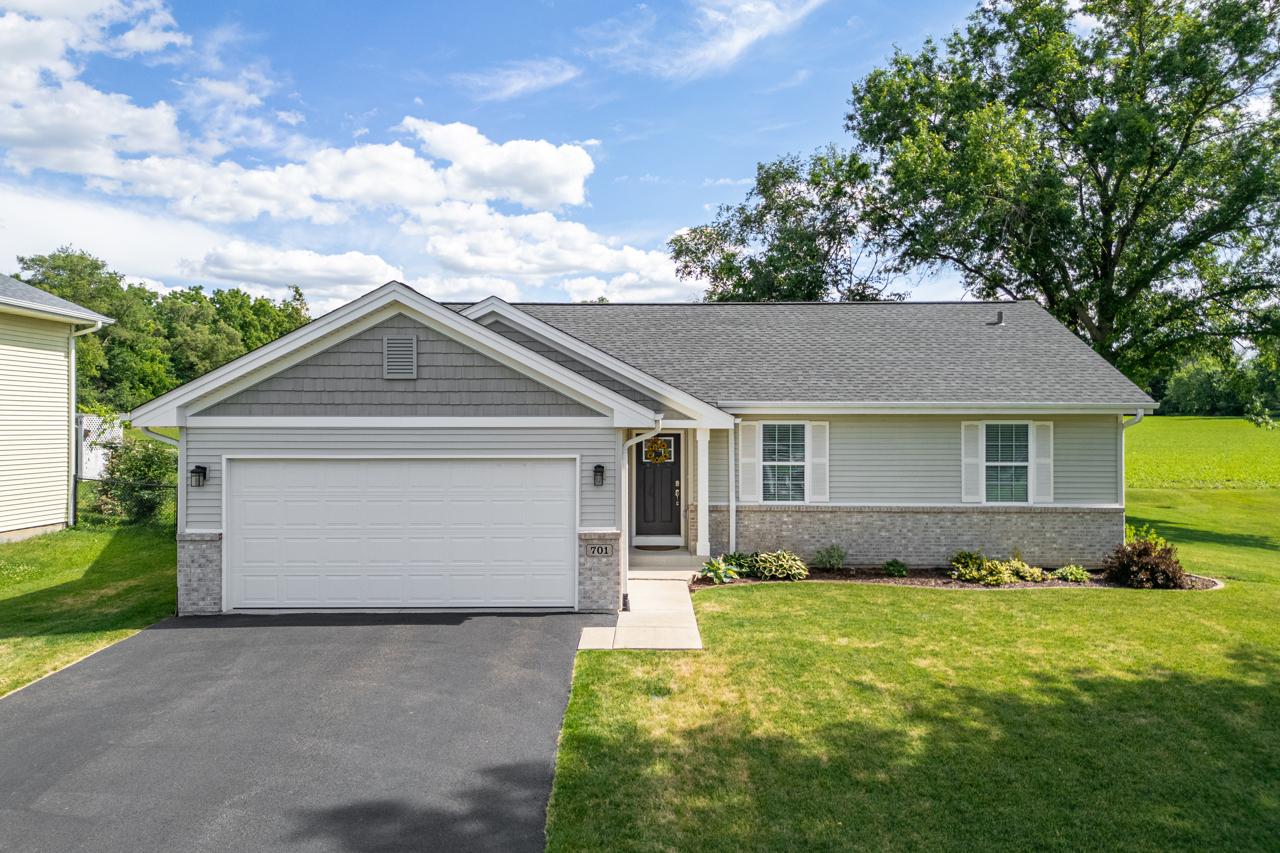 701 Mallard Rd., Winnebago, IL 61088