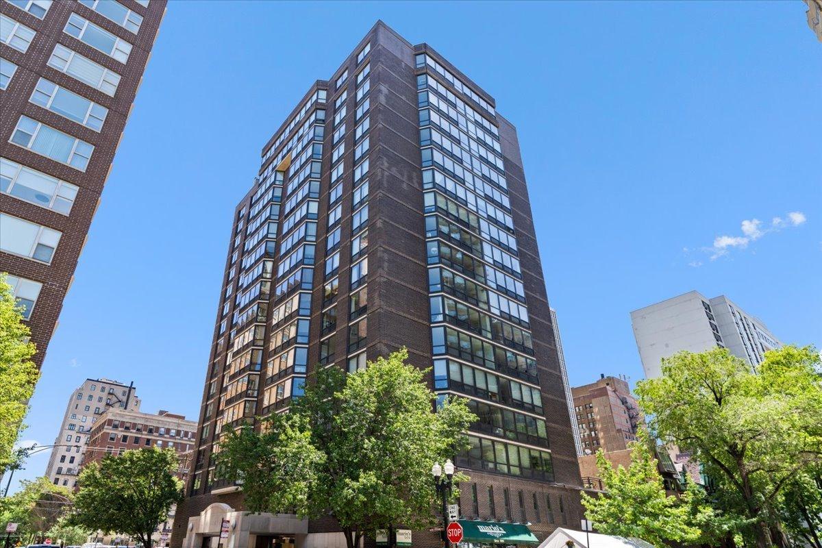 21 W Goethe St. #4H, Chicago, IL 60610