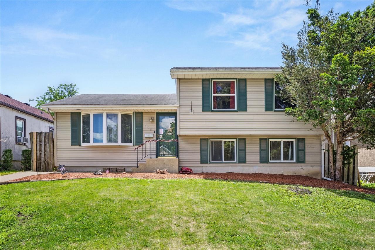 205 W Dakota St., Spring Valley, IL 61362