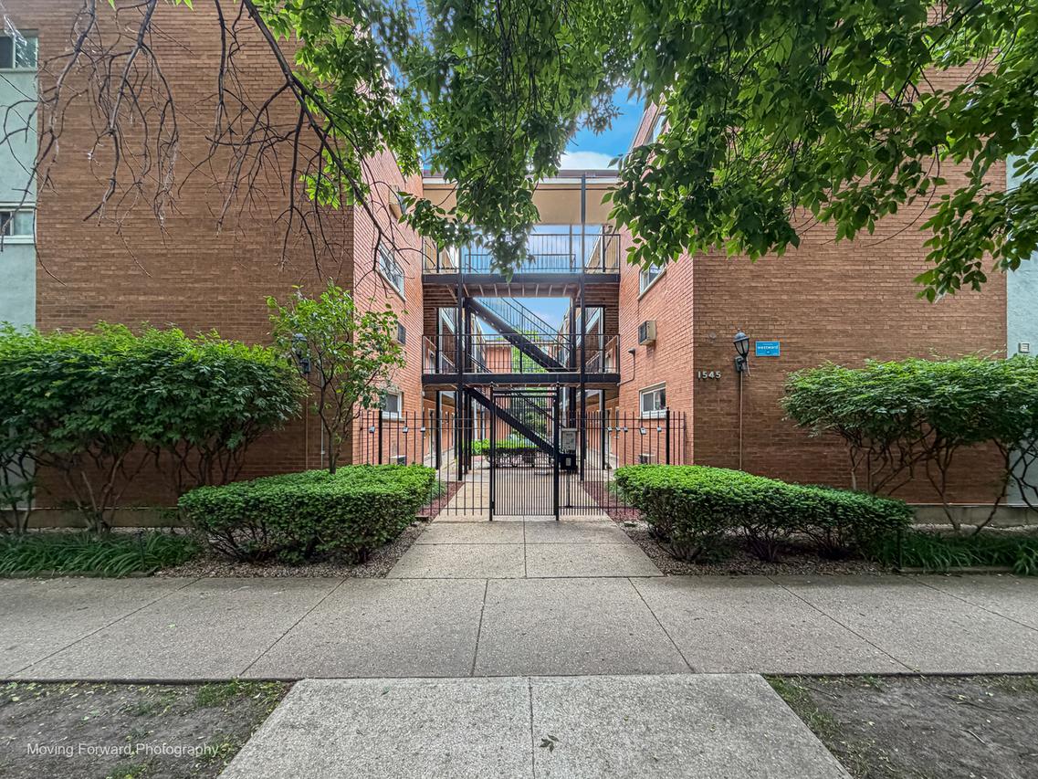 1545 W Chase Ave. #206, Chicago, IL 60626