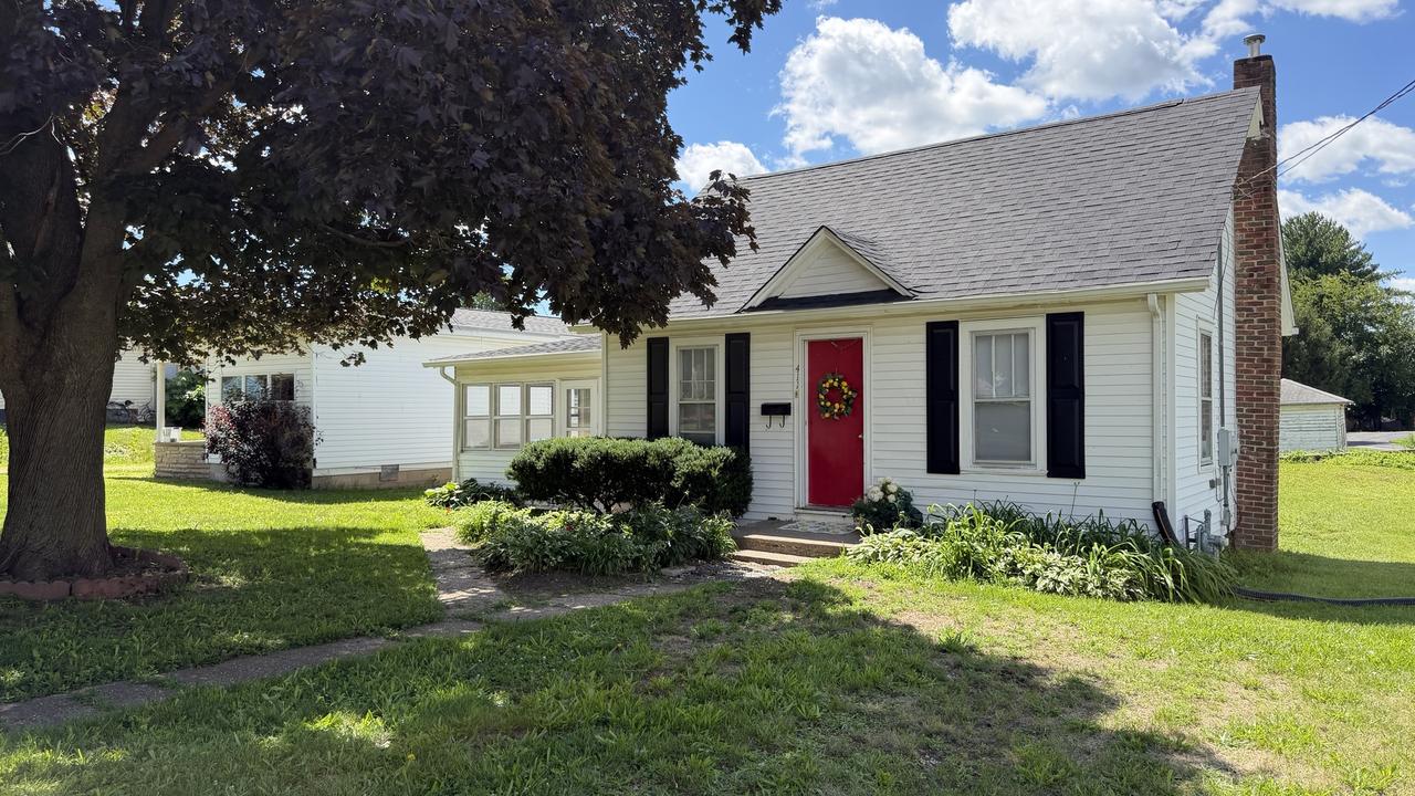 411 E North St., Morrison, IL 61270