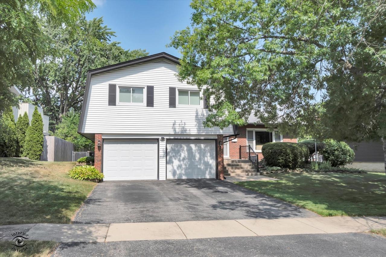 16737 Beverly Ave., Tinley Park, IL 60477
