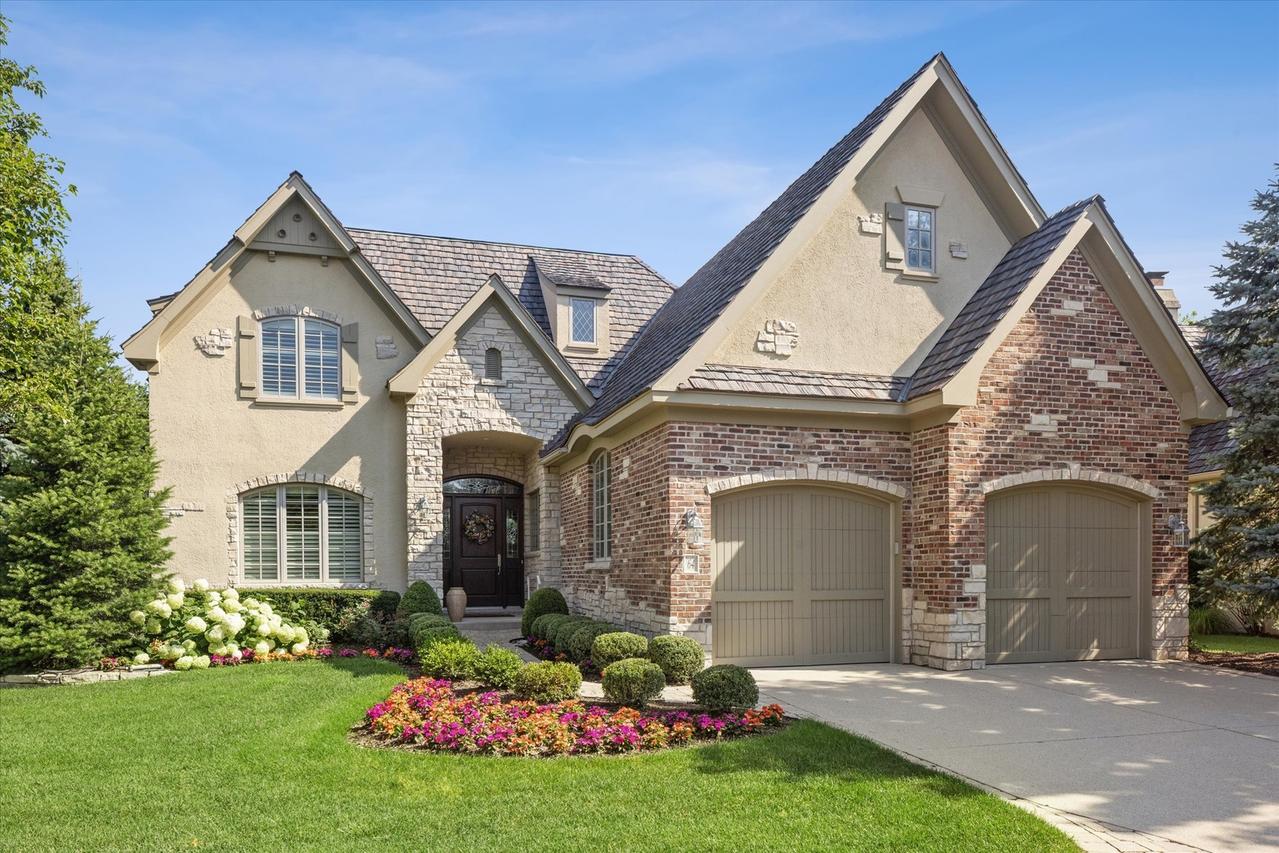 64 Forest Gate Cir., Oak Brook, IL 60523