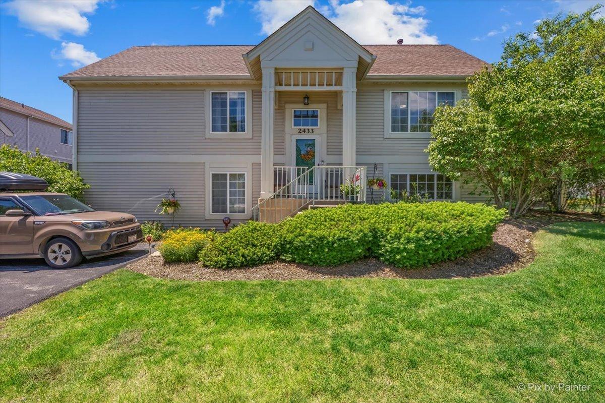 2433 Daybreak Ct., Elgin, IL 60123