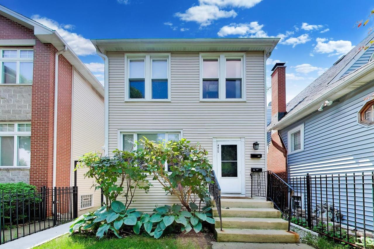 4825 W Hutchinson St., Chicago, IL 60641