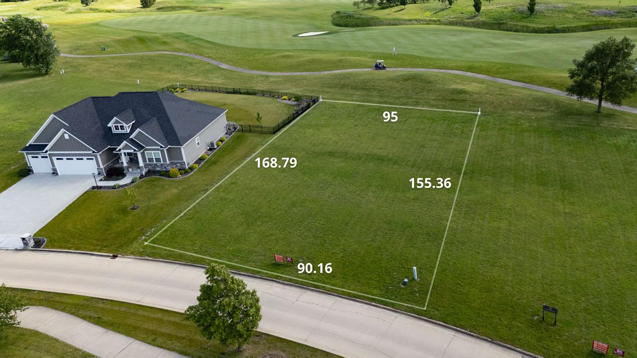 3053 E Stone Creek Blvd., Urbana, IL 61802