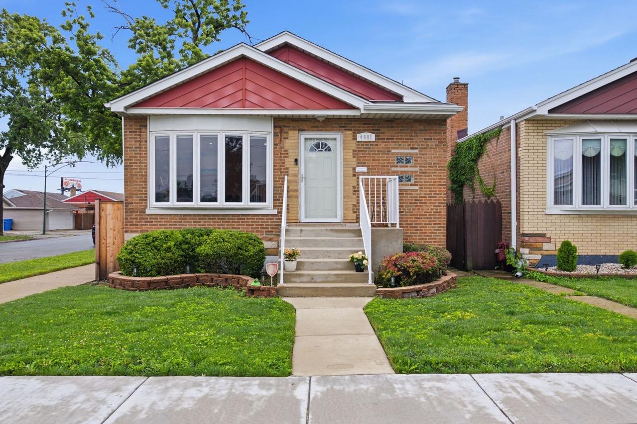 4801 S Lamon Ave., Chicago, IL 60638