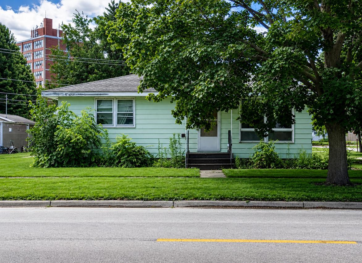 930 W Howard St., Pontiac, IL 61764