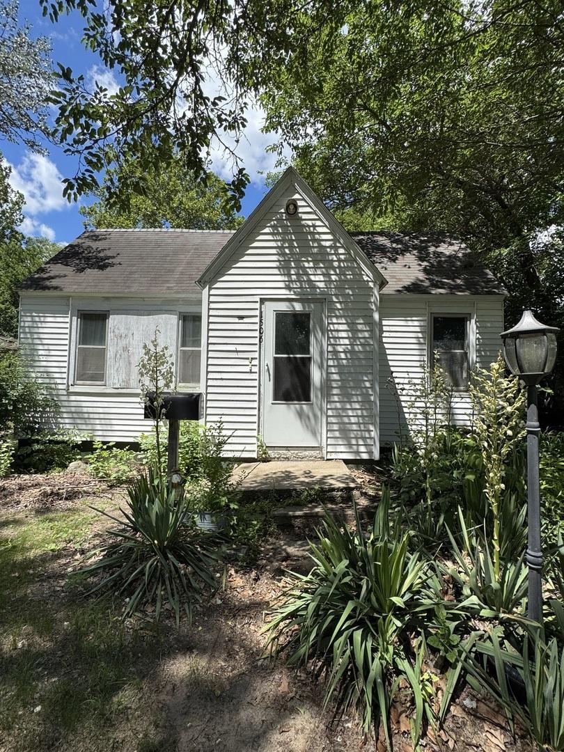 1506 10th Ave., Rock Falls, IL 61071