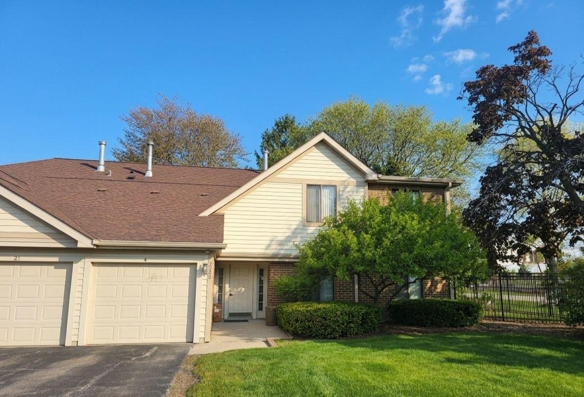2340 E Old Hicks Rd. #1, Palatine, IL 60074
