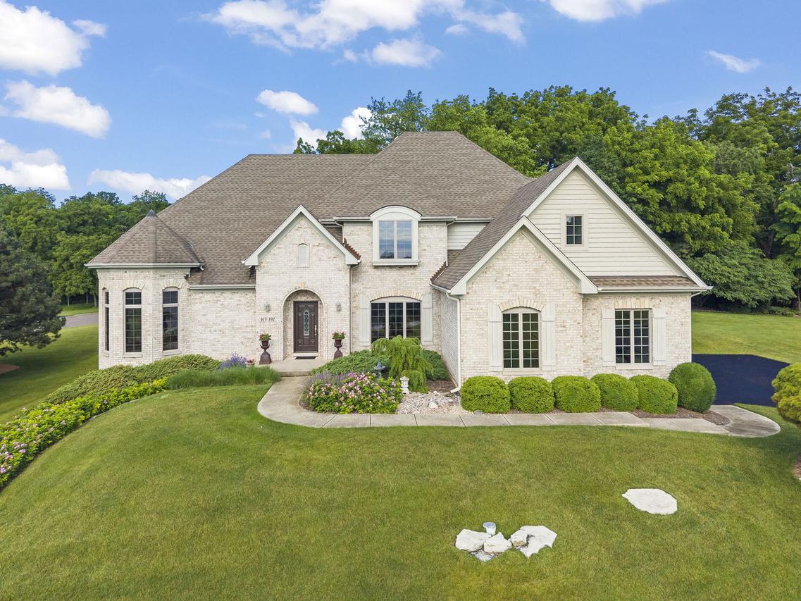 41W102 Oak Hills Ct., Elburn, IL 60119