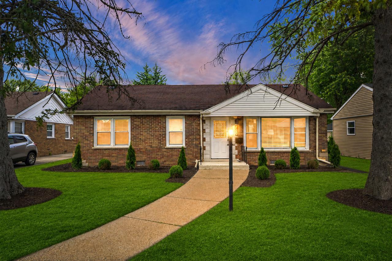 730 E 156th St., South Holland, IL 60473