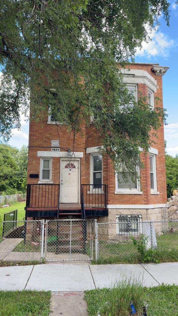 1641 S Ridgeway Ave., Chicago, IL 60623