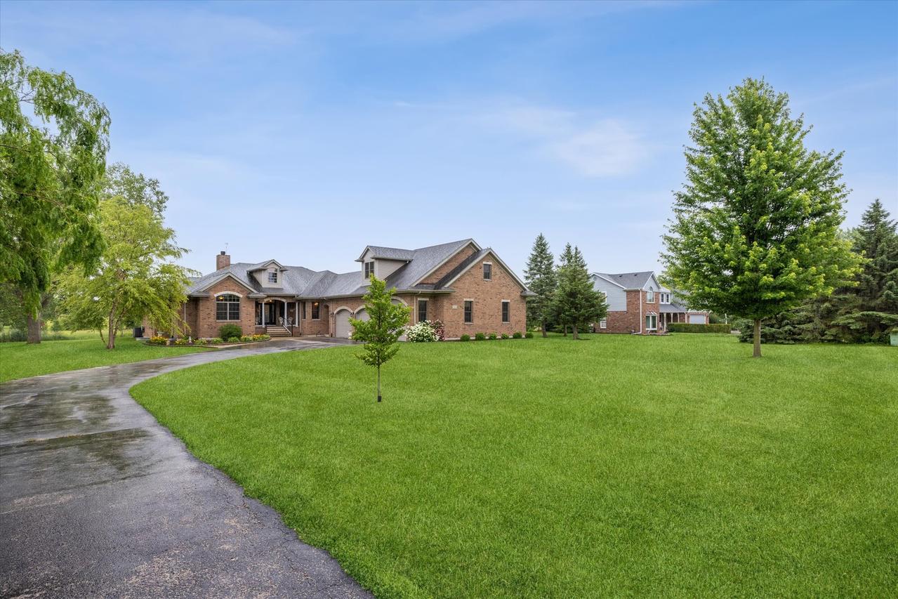 26743 S Greenbriar Dr., Monee, IL 60449