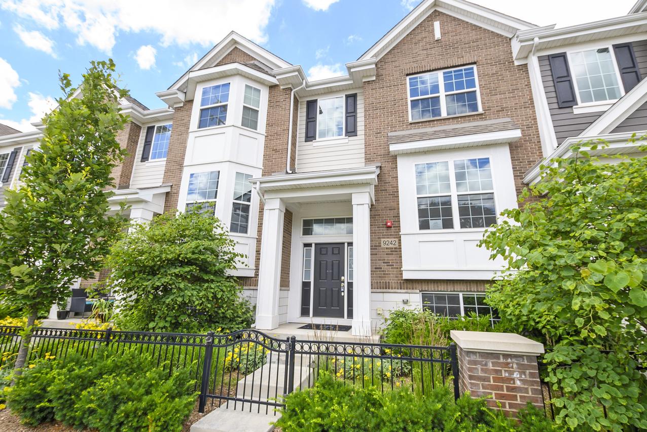 9242 143rd St., Orland Park, IL 60462