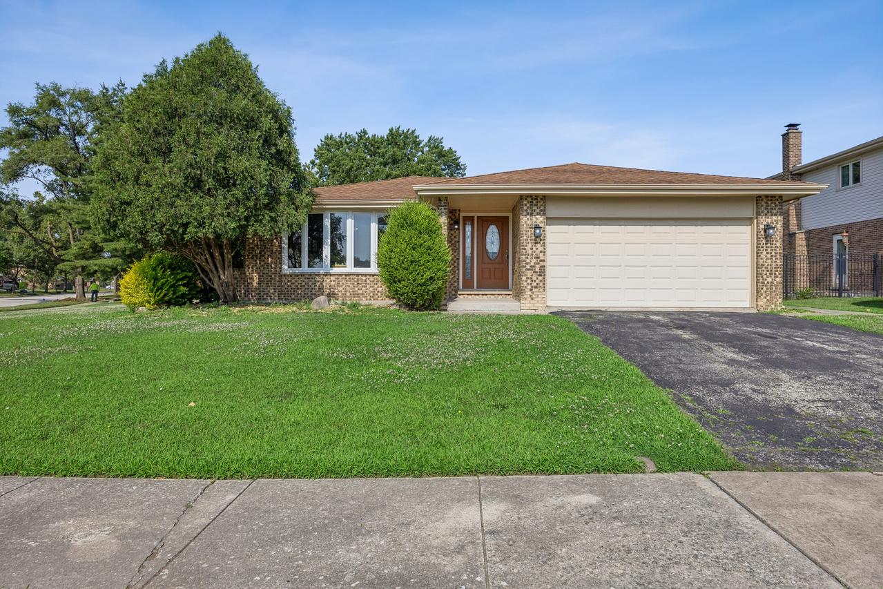 13608 Inverness Dr., Orland Park, IL 60462