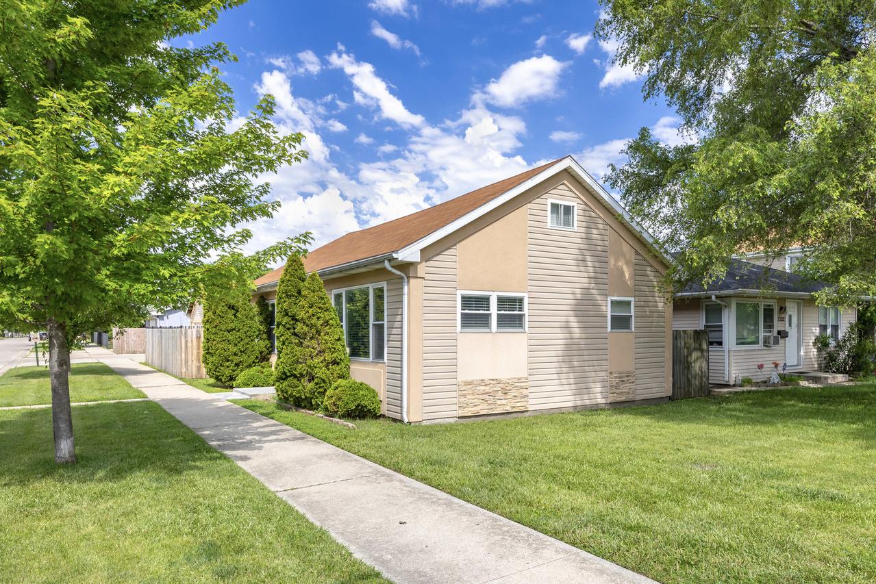 1700 N 37th Ave., Stone Park, IL 60165