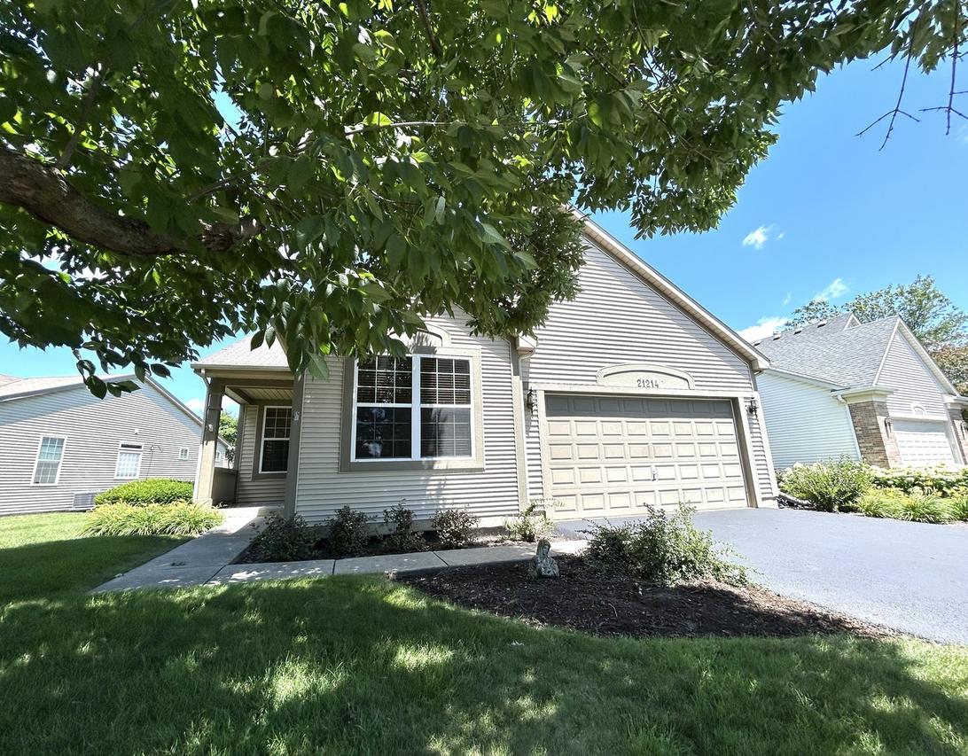 21214 Lily Lake Ln., Crest Hill, IL 60403