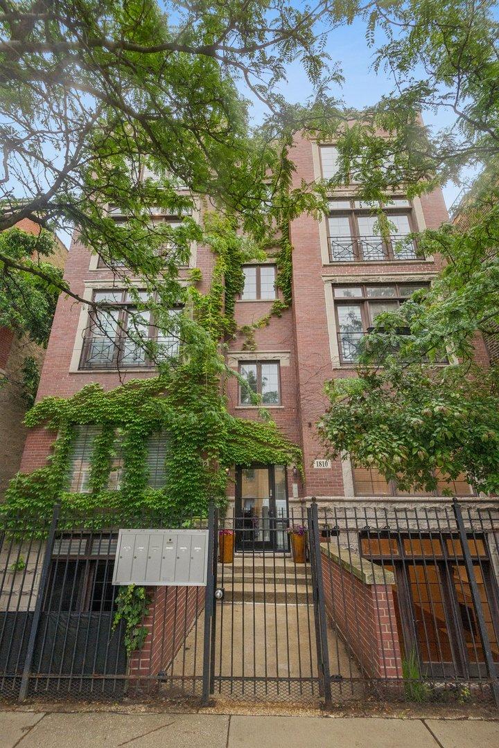 1810 W Armitage Ave. #1E, Chicago, IL 60622