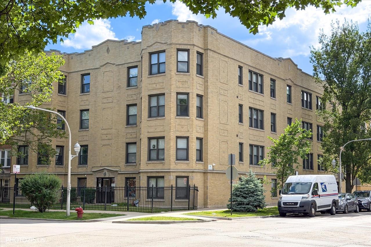 6254 N Bell Ave. #T, Chicago, IL 60659