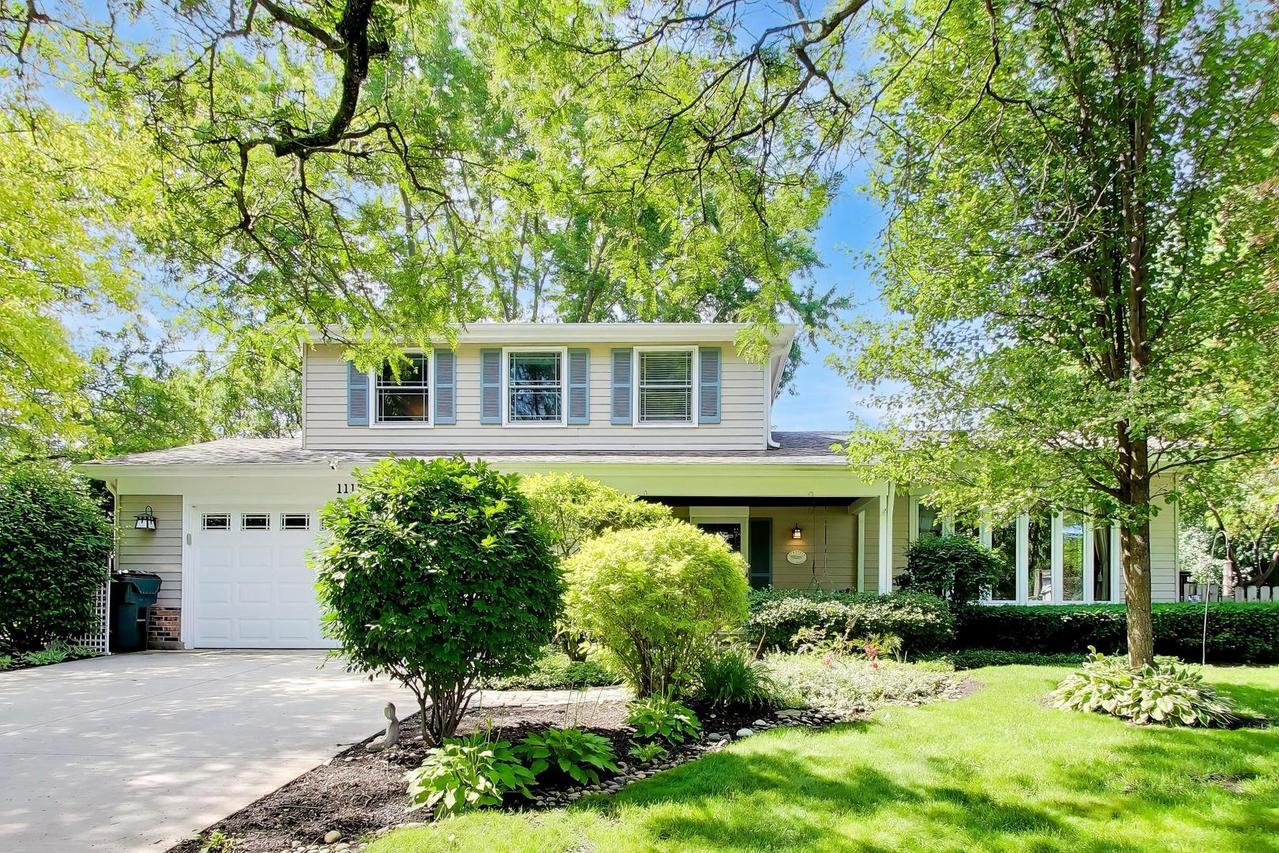 1117 Dawes St., Libertyville, IL 60048