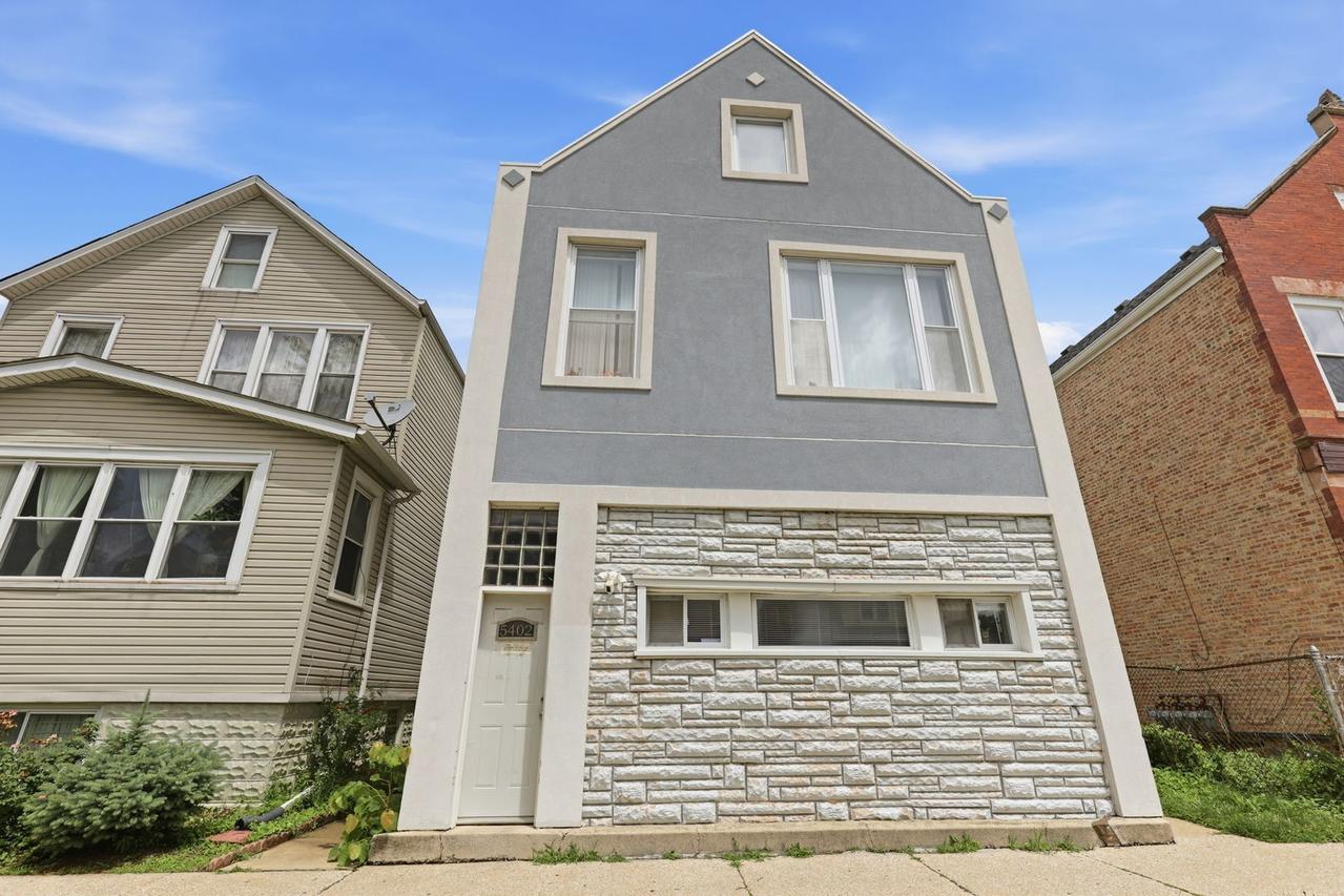 5402 W 23rd St., Cicero, IL 60804