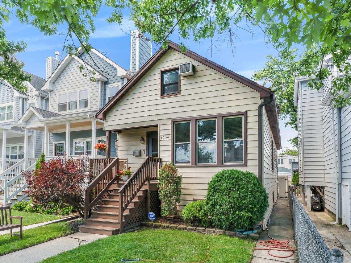 4550 N Kildare Ave., Chicago, IL 60630