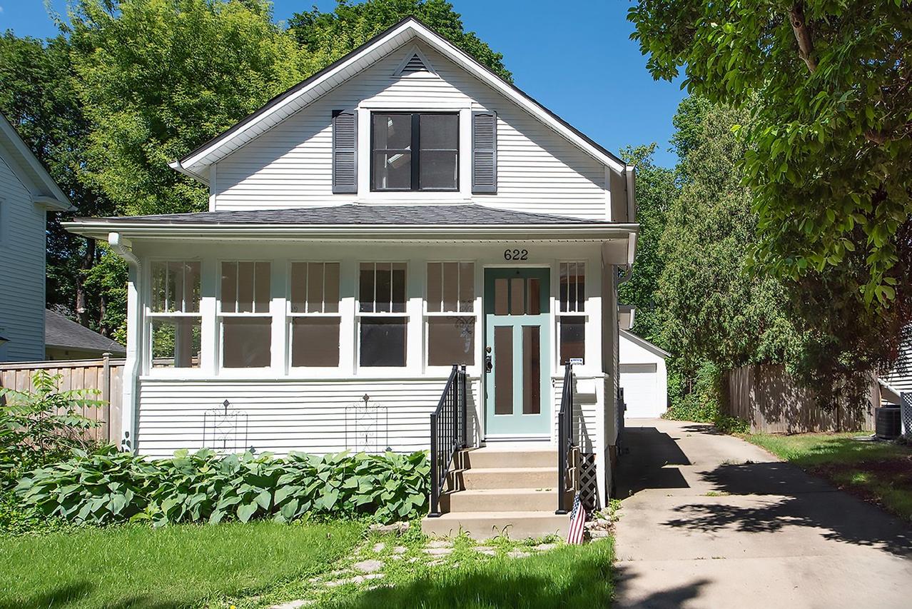 622 Illinois St., Geneva, IL 60134