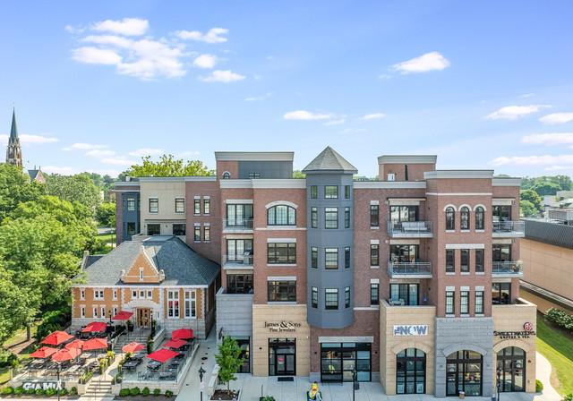 110 S Washington St. #400, Naperville, IL 60540