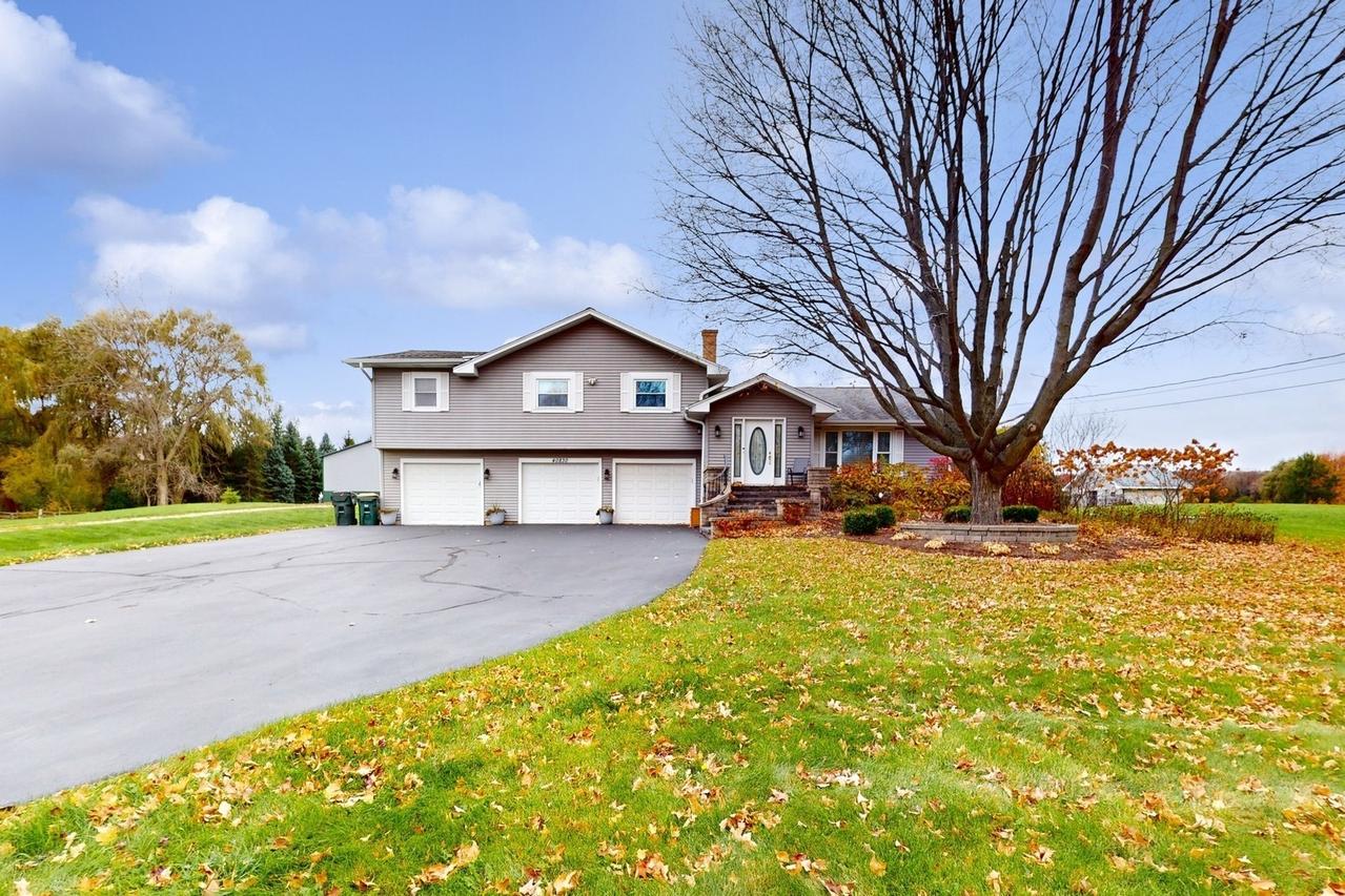40830 N Mill Creek Rd., Old Mill Creek, IL 60083