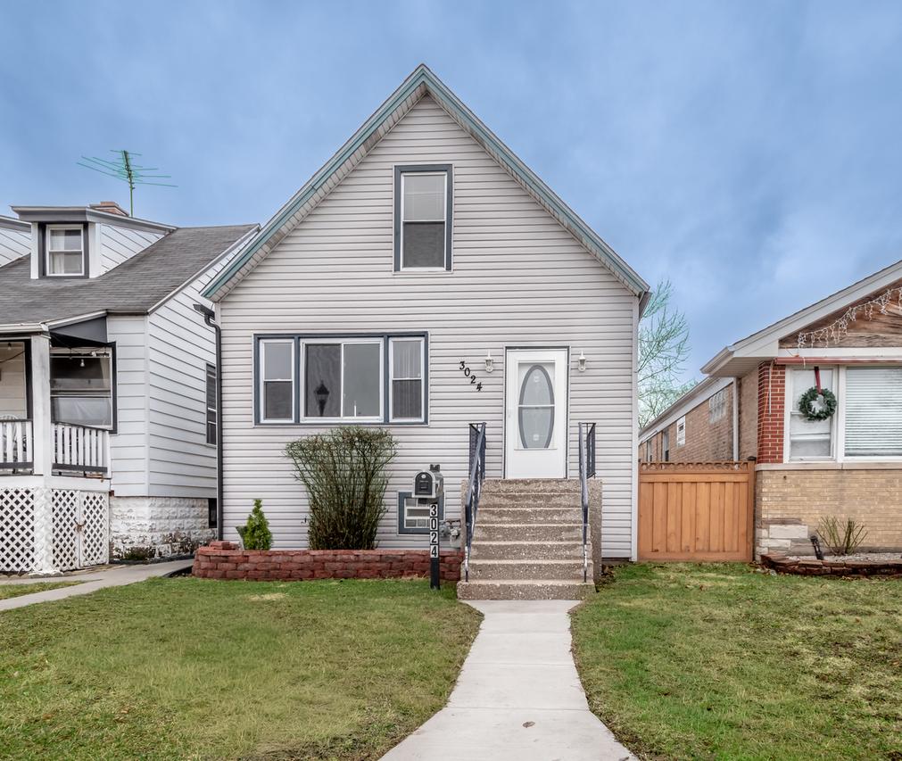 3024 East Ave., Berwyn, IL 60402