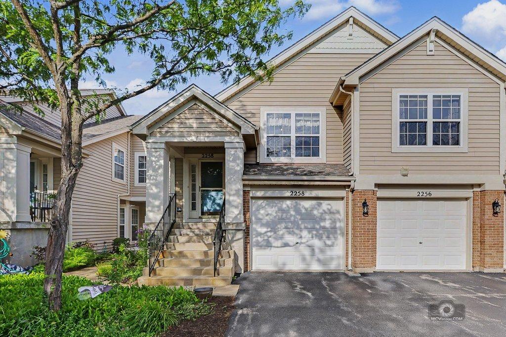 2258 Scott Ln., Aurora, IL 60502