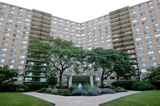 7033 N Kedzie Ave. #1410, Chicago, IL 60645