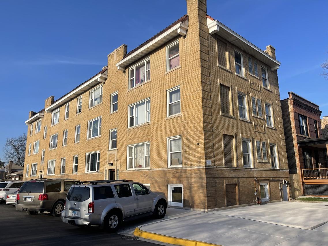 2247 S 49th Ave. #10, Cicero, IL 60804