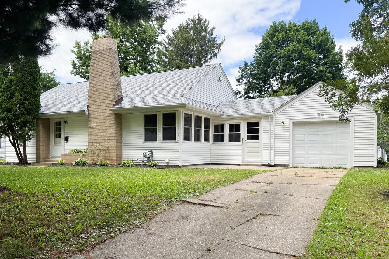 2610 Pelham Rd., Rockford, IL 61107