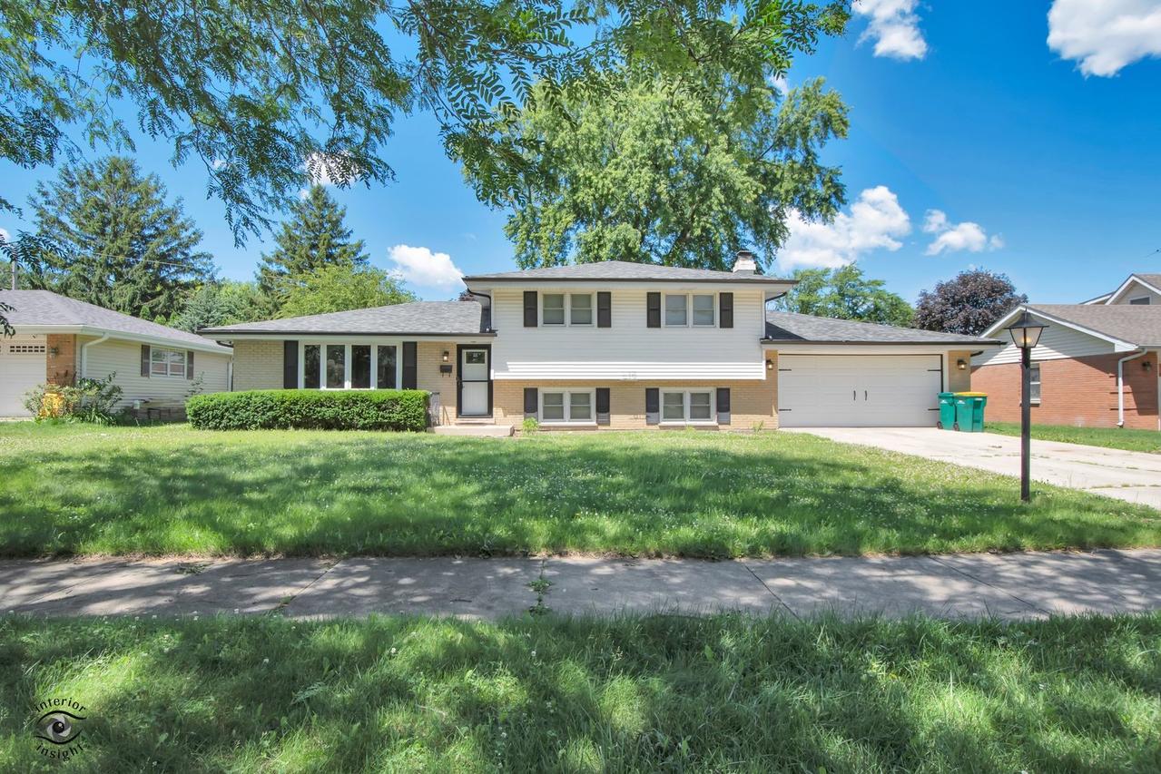 619 Kungs Way, Joliet, IL 60435