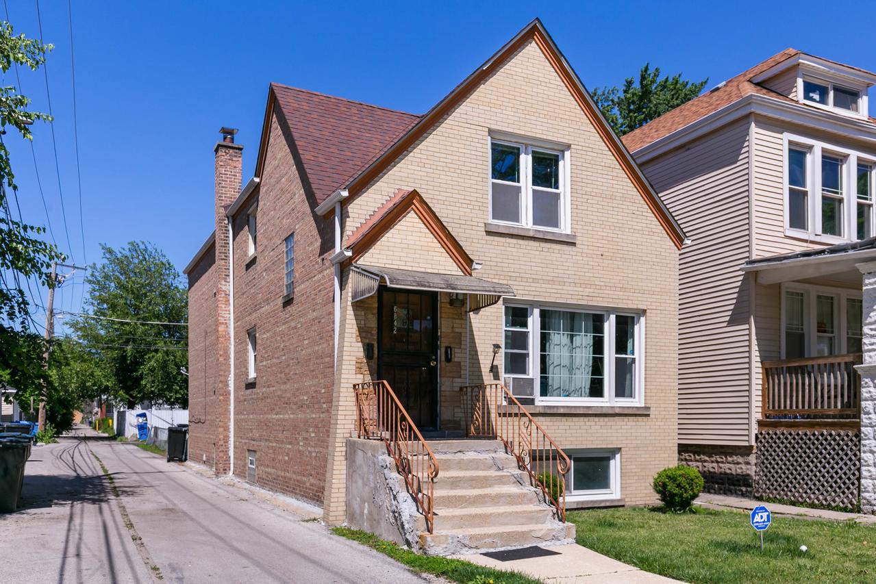6842 S Campbell Ave., Chicago, IL 60629
