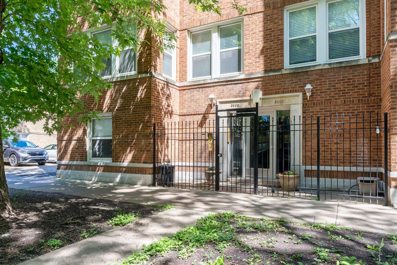3908 W Ainslie St. #G, Chicago, IL 60625