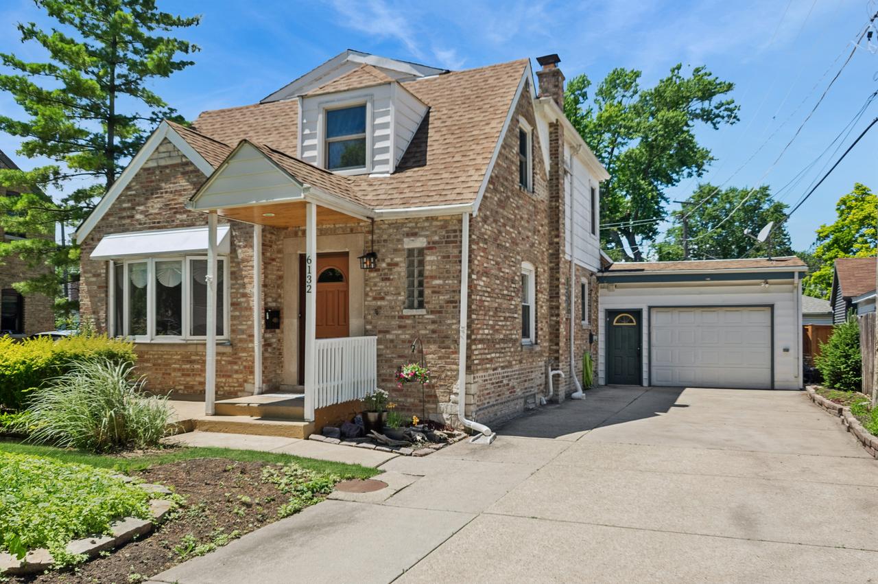 6132 N Overhill Ave., Chicago, IL 60631