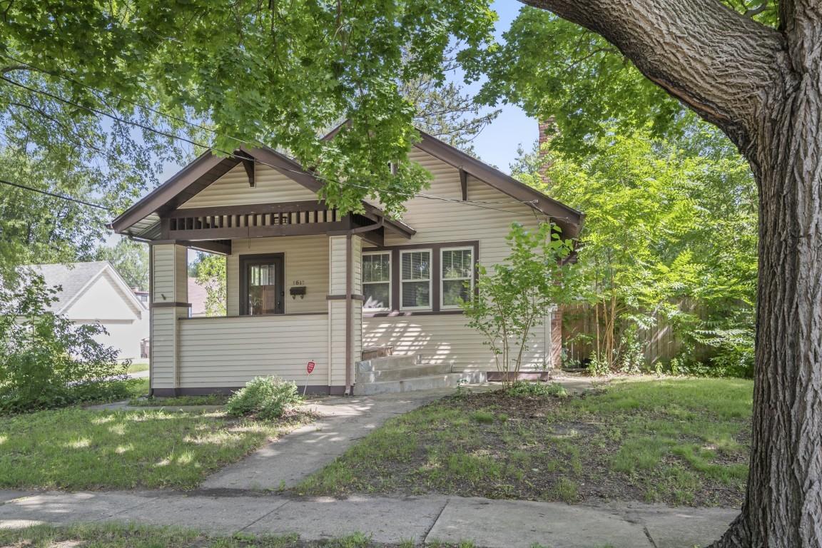 1611 Yonge St., Rockford, IL 61103