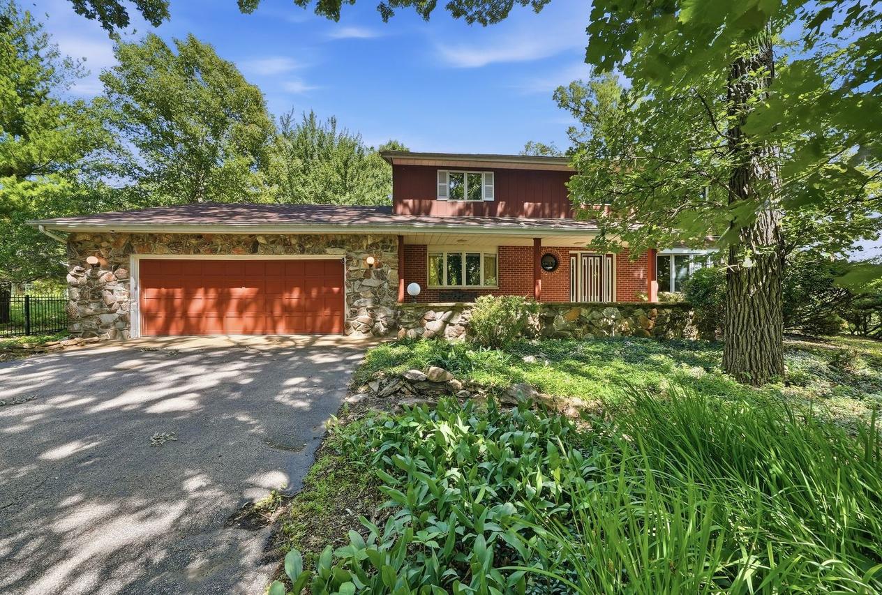 19631 NW Frontage Rd., Shorewood, IL 60404
