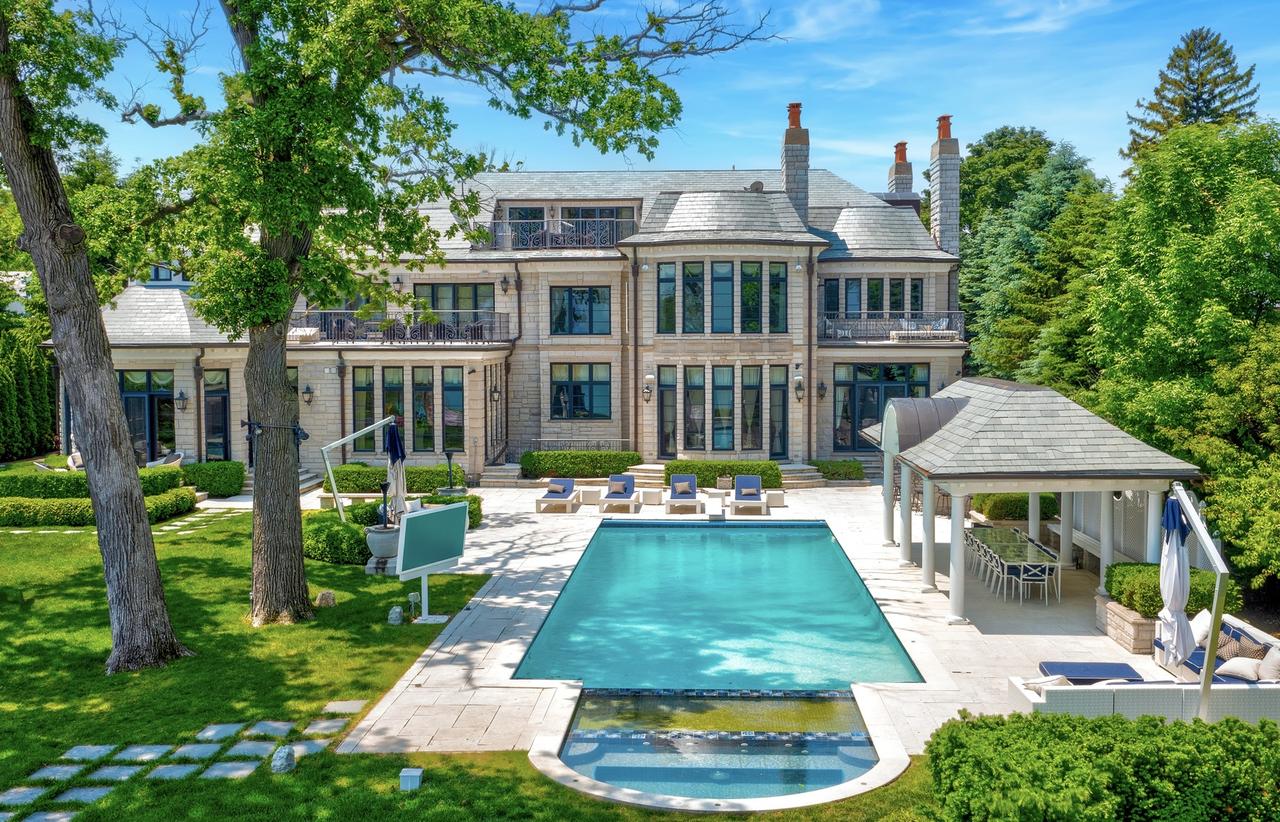 319 Sheridan Rd., Winnetka, IL 60093