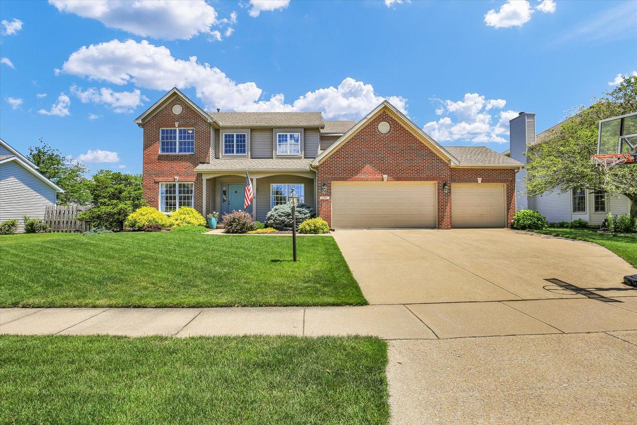 2106 Crossgate Ct., Champaign, IL 61822